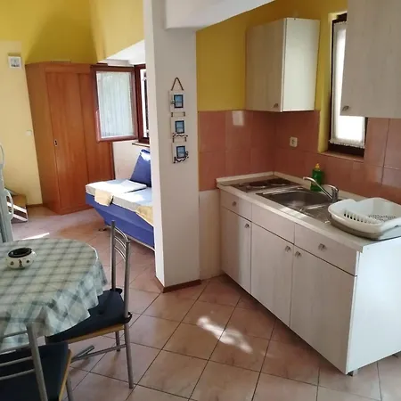 Kordic * Sveta Nedelja (Hvar)