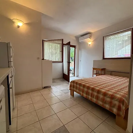Apartamento Kordic Sveta Nedelja (Hvar)